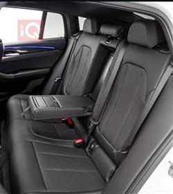 بی ئێم دەبڵیو X4